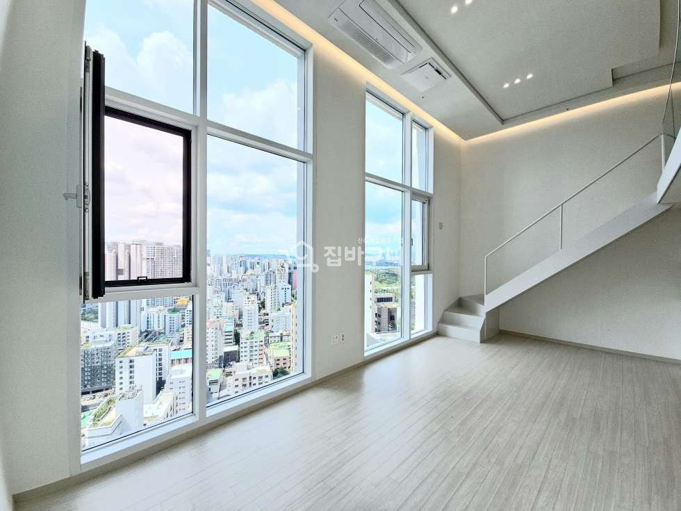 서울 영등포구 영등포동2가 신길역 5분·영등포역 7분, 서울 영등포 신축 복층 아파트 욕실2 분양 매물번호 13711 사진 3