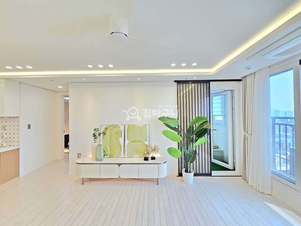 인천 부평구 부개동 ★ 176세대 대단지 깔끔한 부평 신축 3룸 아파트 ★초등학교 도보1분 분양 매물번호 13691 사진 6