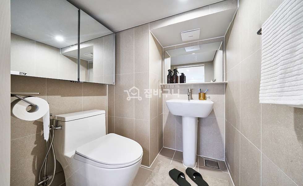 서울 영등포구 영등포동2가 신세계·타임스퀘어·이마트 밀집, 영등포 생활 최적화된 복층 2룸 신축아파트 분양 매물번호 13680 사진 16