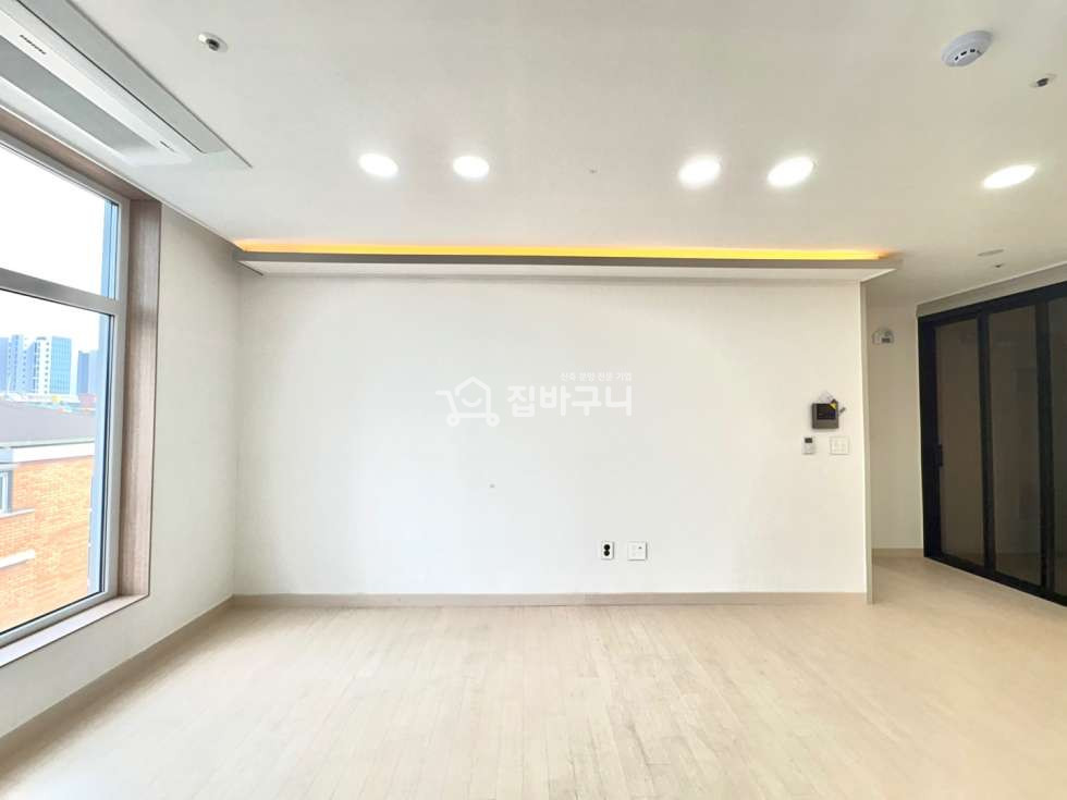경기 평택시 서정동 송탄역 4분 거리, 일상에 빛을 더하는 산뜻한 신축 2룸 아파트 분양 매물번호 13673 사진 2