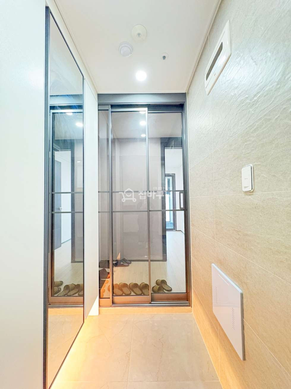 경기 안양만안구 안양동 안양역 도보 6분! 하이엔드 라이프, 신축 3룸에서 시작된다! 분양 매물번호 13666 사진 15