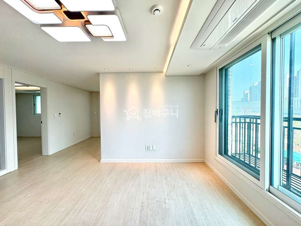 경기 평택시 용이동 평택역 15분 거리, 안성 IC 바로 옆! 야외테라스 갖춘 신축 쓰리룸 빌라! 분양 매물번호 13662 사진 5