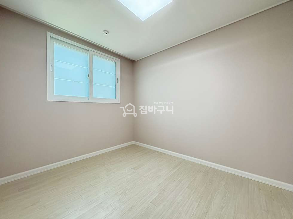 경기 평택시 용이동 평택역 15분 거리, 안성 IC 바로 옆! 야외테라스 갖춘 신축 쓰리룸 빌라! 분양 매물번호 13662 사진 10