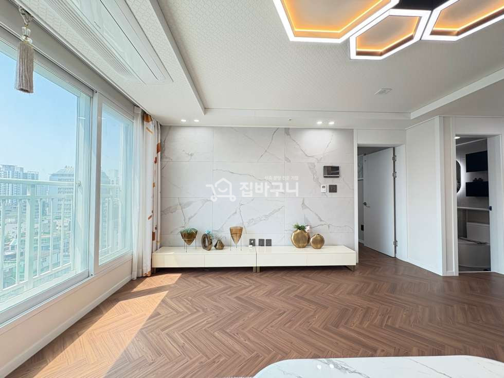 경기 부천원미구 심곡동 부천역 도보 6분 신축 쓰리룸 아파트! 로데오거리 인접 생활 인프라 우수 ★ 분양 매물번호 13652 사진 3