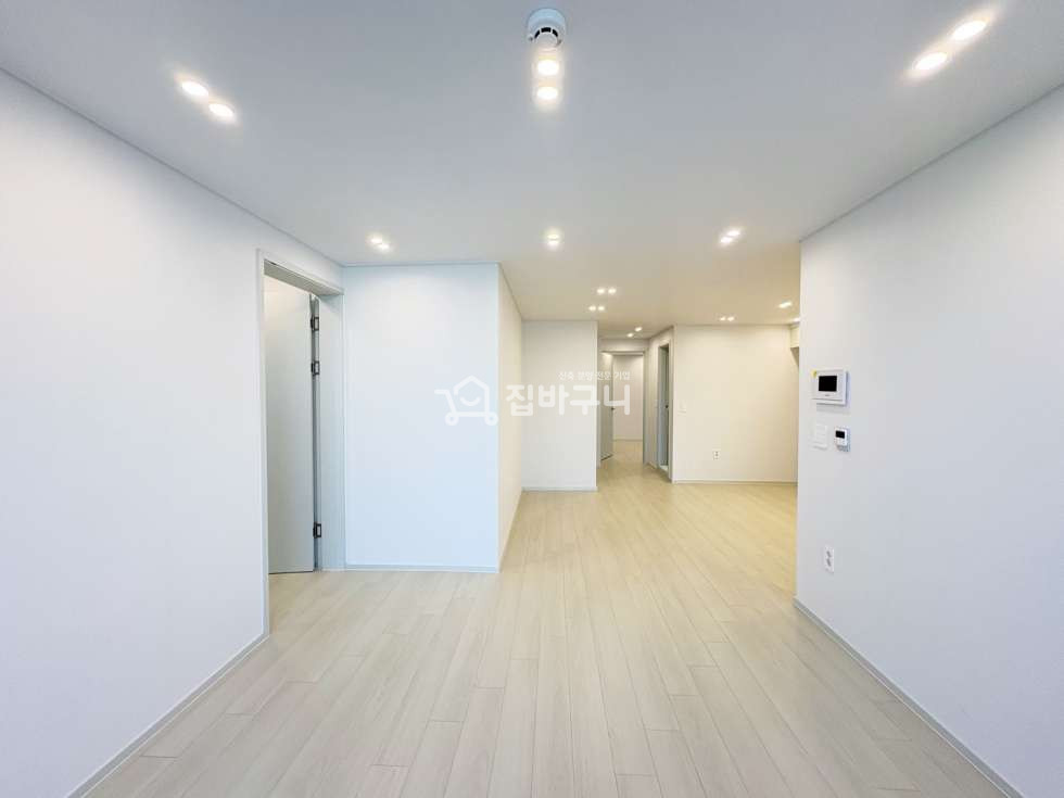경기 수원장안구 영화동 스타필드 가까운 고급형 테라스 하우스, 수원 쓰리룸 신축 빌라 ★ 분양 매물번호 13650 사진 3