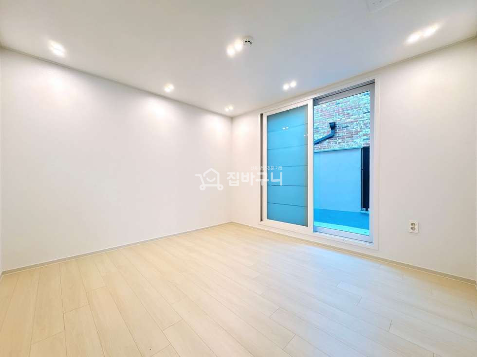 경기 수원장안구 영화동 스타필드 가까운 고급형 테라스 하우스, 수원 쓰리룸 신축 빌라 ★ 분양 매물번호 13650 사진 7