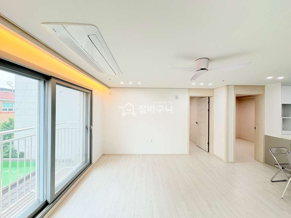경기 안양동안구 관양동 이마트 인접! 생활·교육·교통 3박자 갖춘 관양동 신축 쓰리룸 아파트 분양 매물번호 13639 사진 2